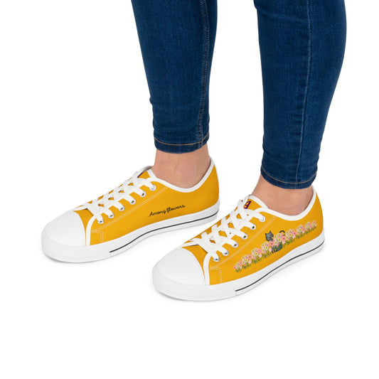 Among Flowers – Hidden Cat Low Women's Top Canvas Shoes