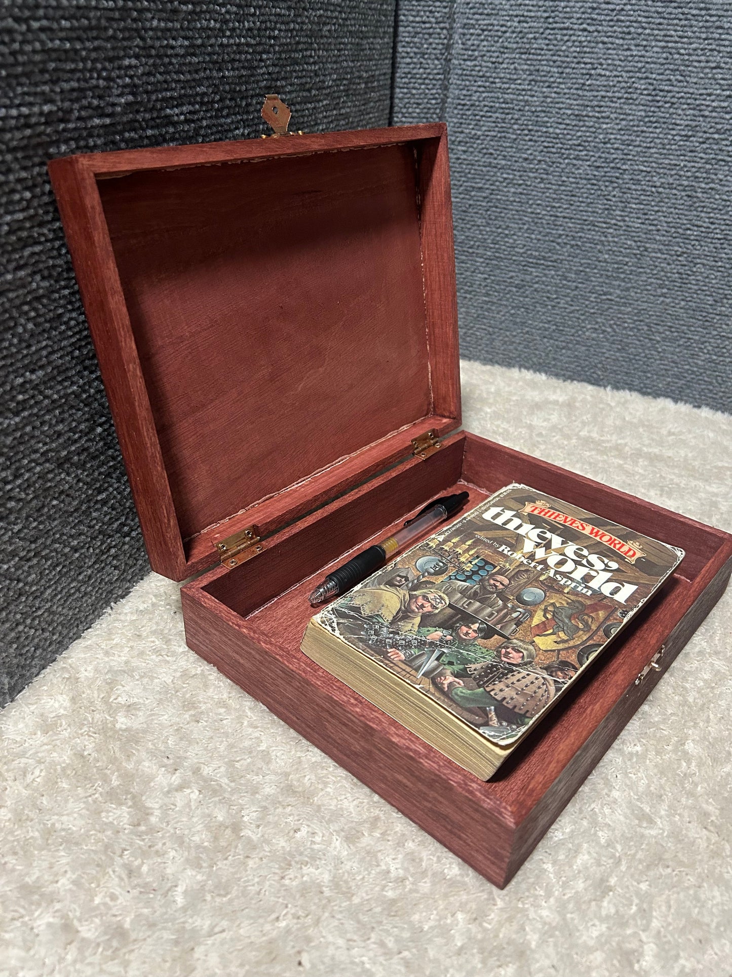 Odin’s Raven Box