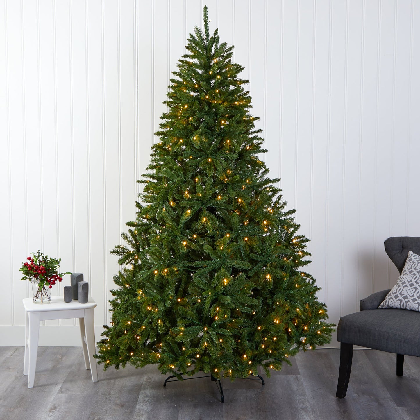 7' Sierra Spruce 'Natural Look' Artificial Christmas Tree w/ 500 Clear LED Light