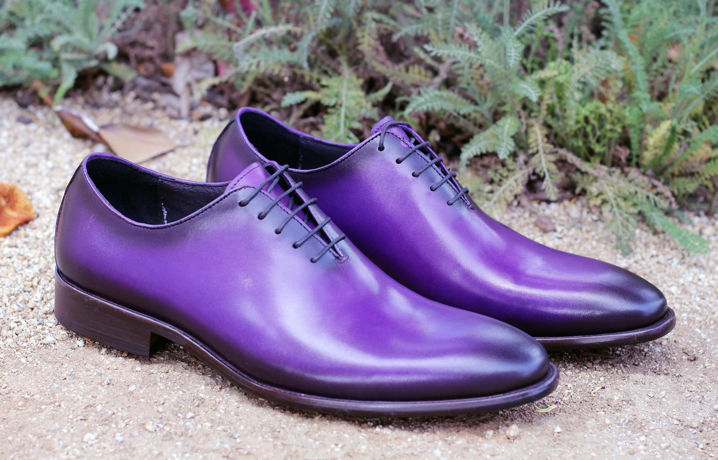 Carrucci Burnished Calfskin Belt - Purple