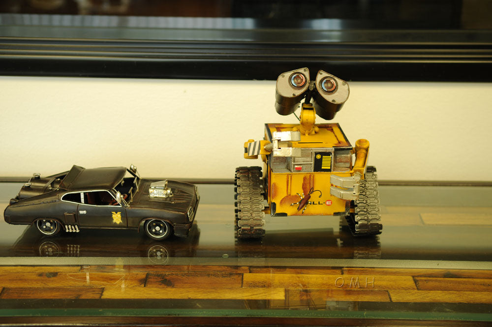 Wall-E Metal Robot