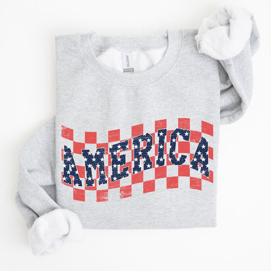 America Retro Patriotic USA Checkered Vintage Americana Flag Inspired Sweatshirt