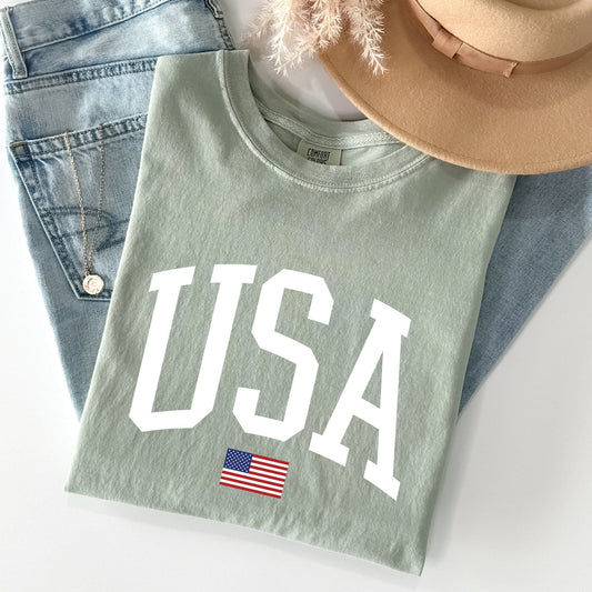 USA Flag Patriotic Fourth Of July American Flag Vintage Inspired Graphic Comfort Colors Tee