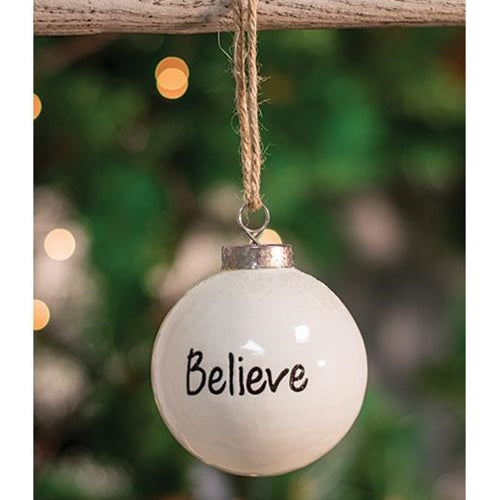 White Ceramic Ornament "Believe" (Pack of 4)