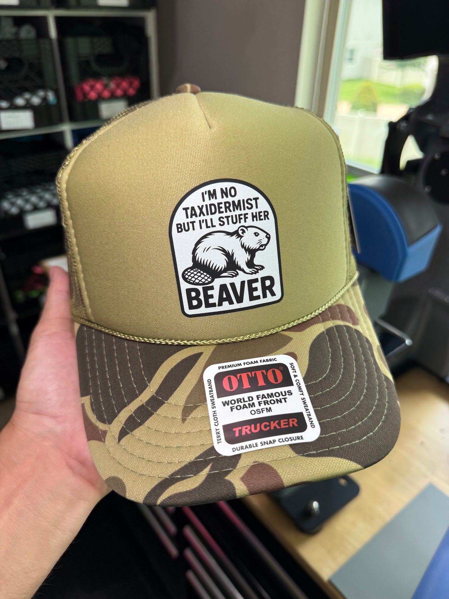 I'm No Taxidermist But I'll Stuff Her Beaver Camouflage Foam Snapback Trucker Hat for Men