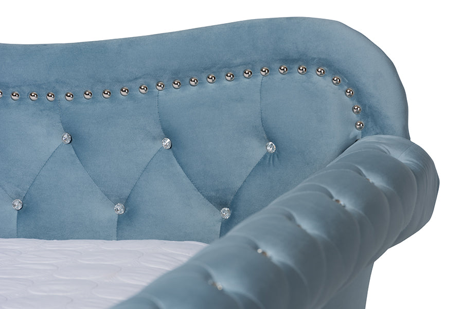 Baxton Studio Abbie Traditional and Transitional Light Blue Velvet Fabric Upholstered and Crystal Tufted Full Size Daybed