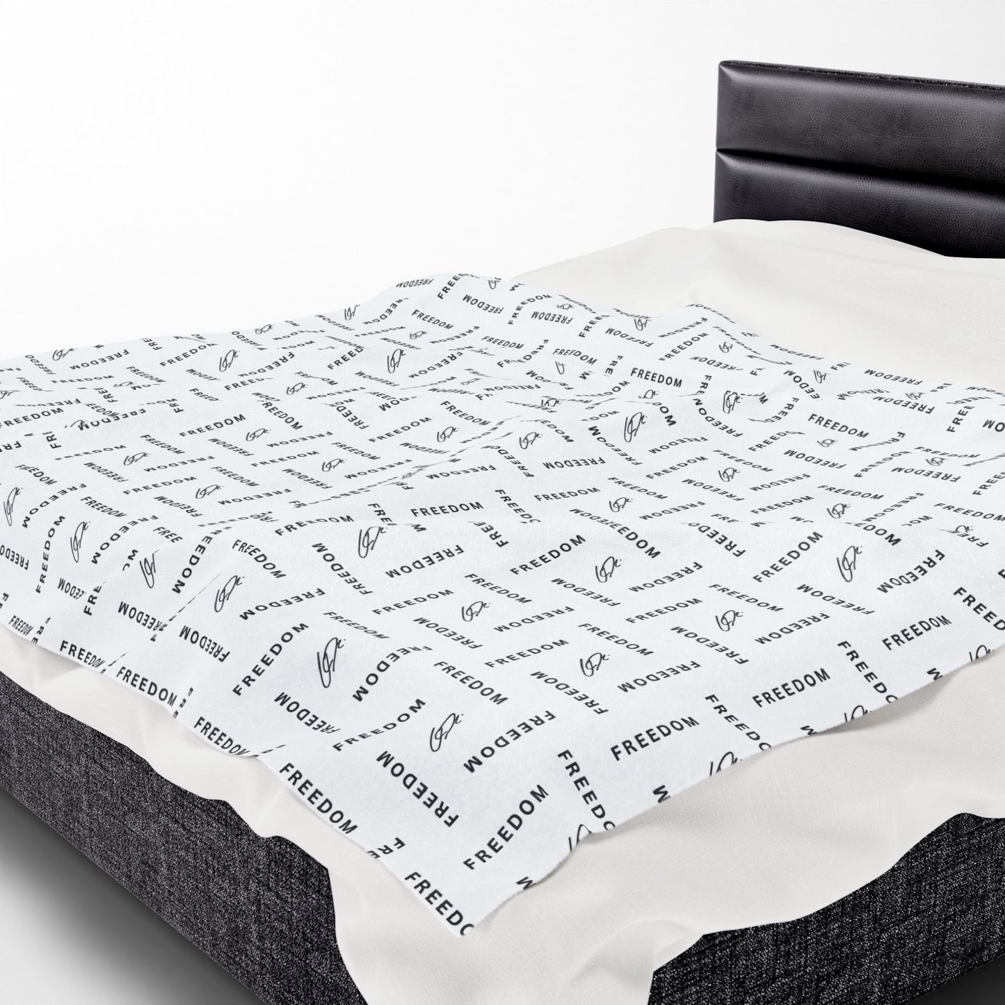 Black & White Freedom Velveteen Plush Blanket – Ultra-Soft Comfort Throw