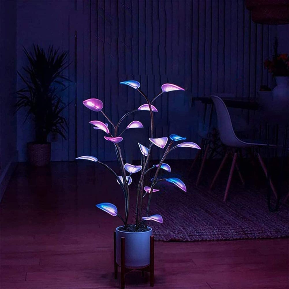 Eternal Jungle Plant Lamp