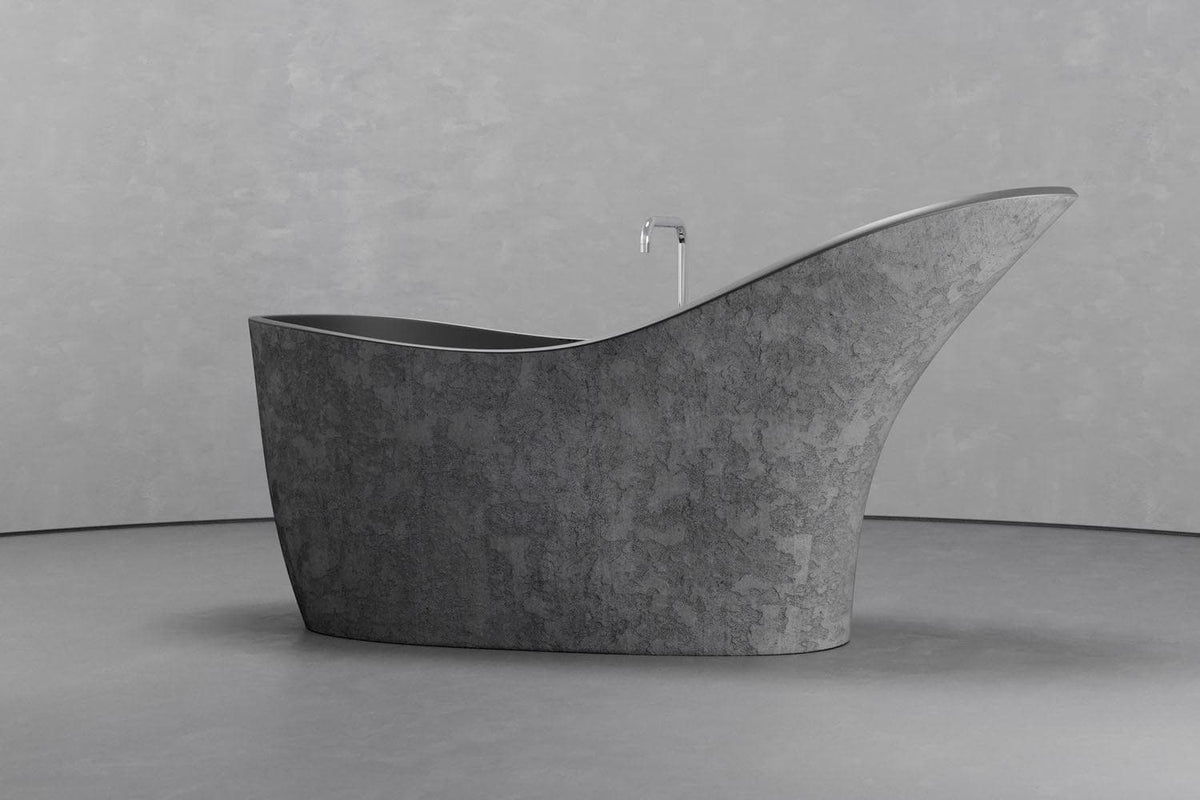 Freestanding slipper shape bathtub