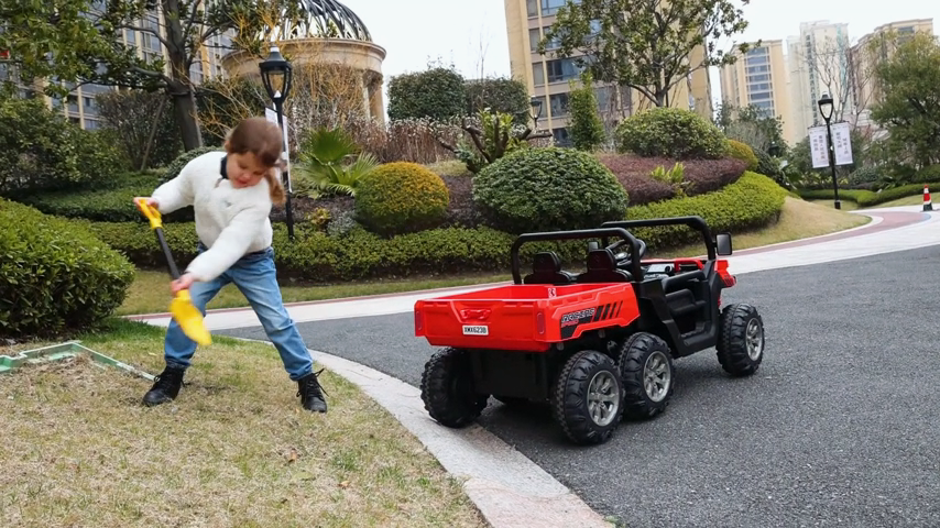 2 Seater 24V Electric Ride-On Car with Dump Bed and 4WD Tractor Trailer