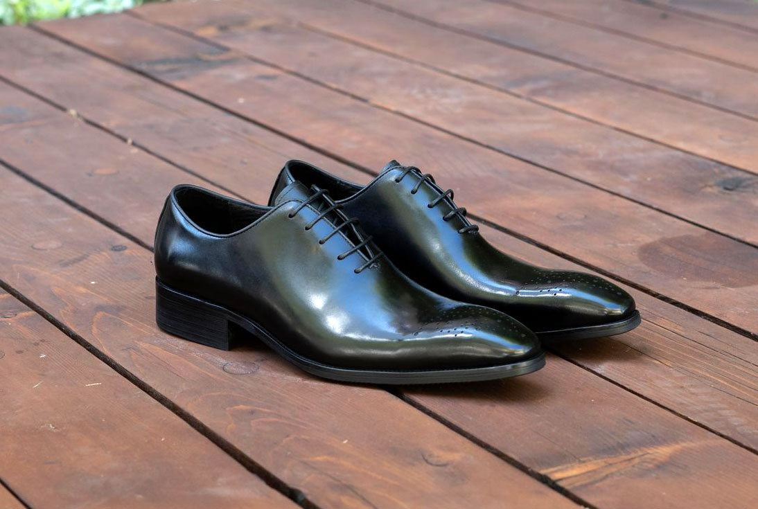 Ugo Vasare Burnished Calfskin Oxford - Black