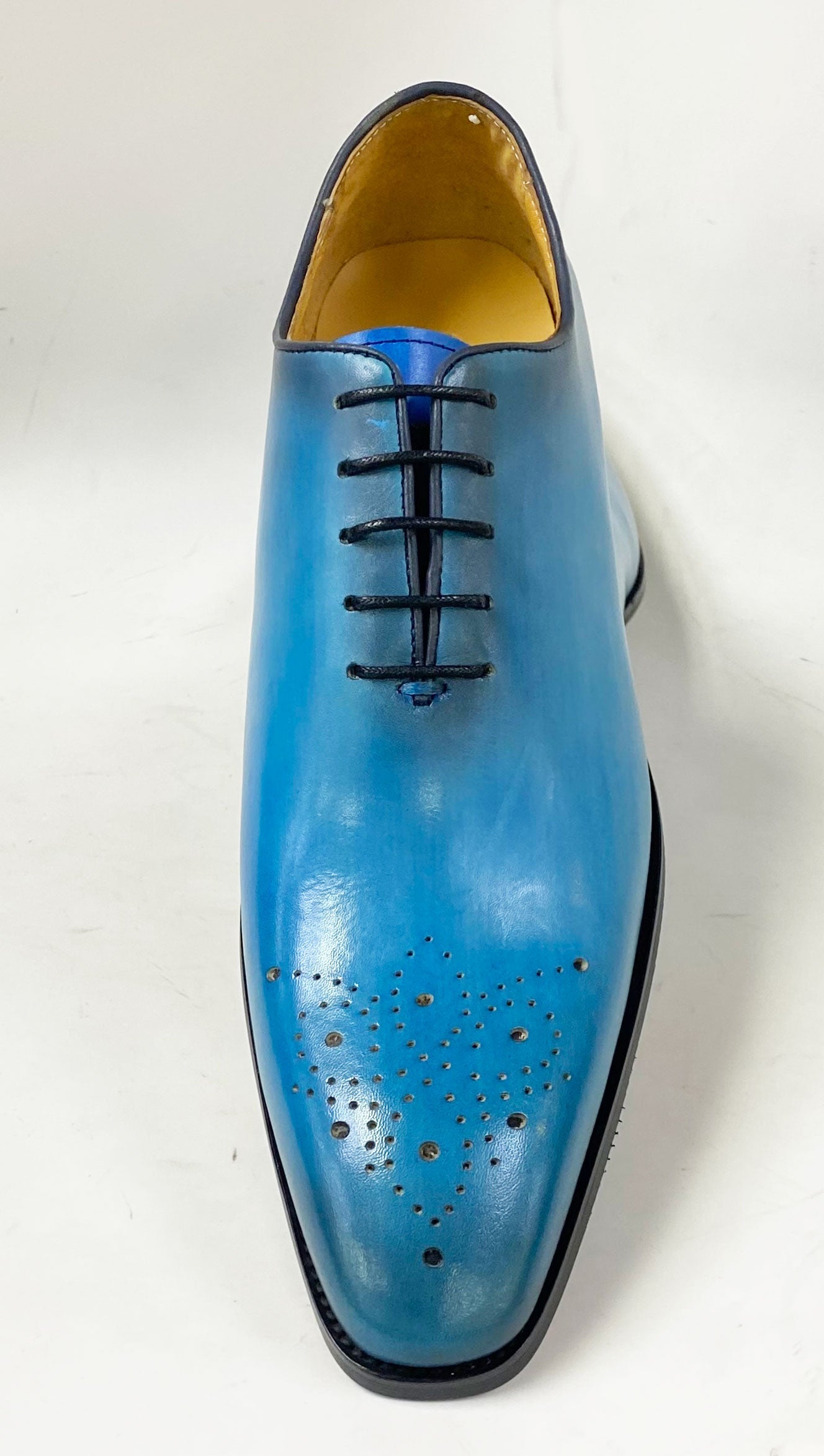 Carrucci Burnished Calfskin Oxford - Ocean Blue