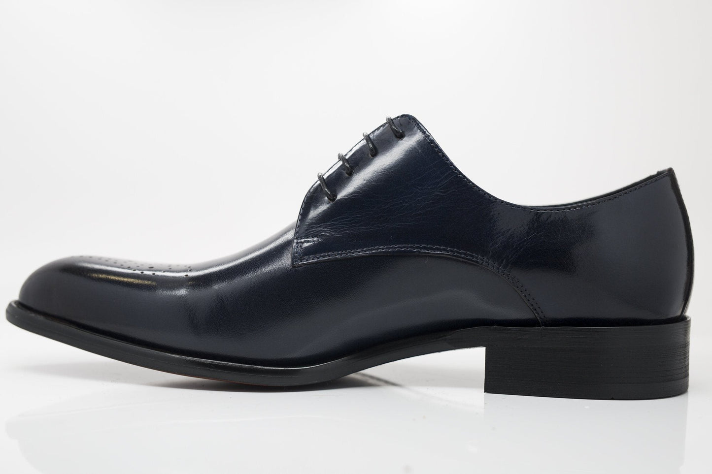 Carrucci Burnished Calfskin Oxford - Navy