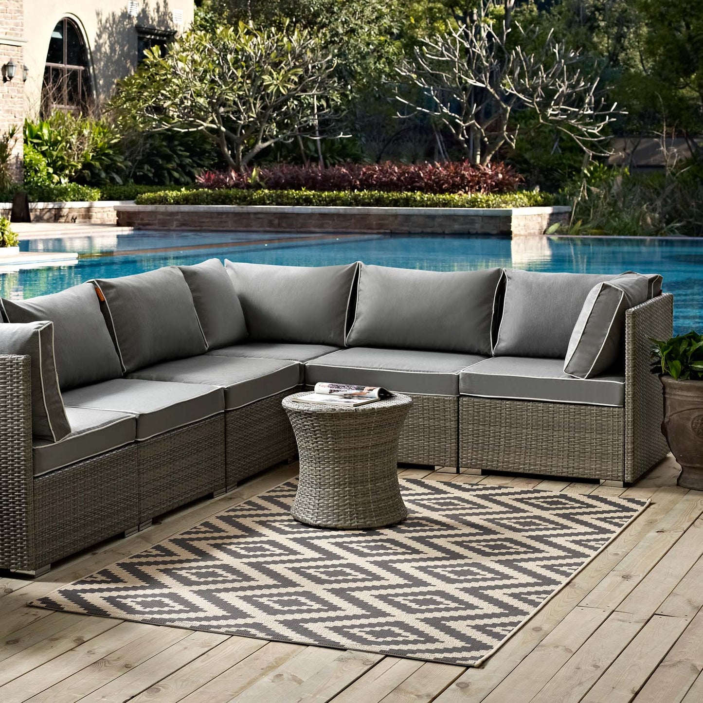Jagged Geometric Diamond Trellis Indoor and Outdoor 5x8 Area Rug by Modway