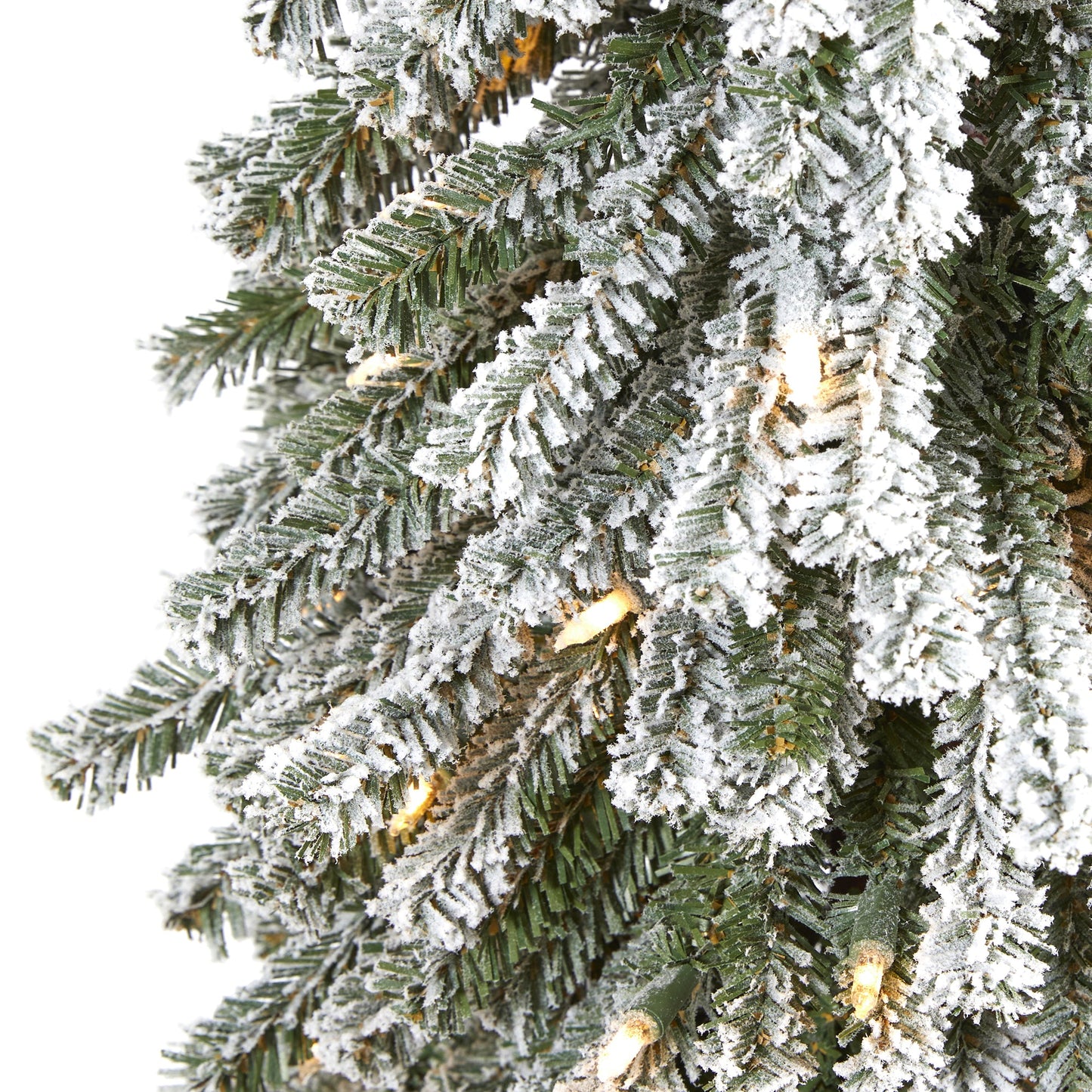 5' Flocked Grand Alpine Artificial Christmas Tree with 200 Clear Lights