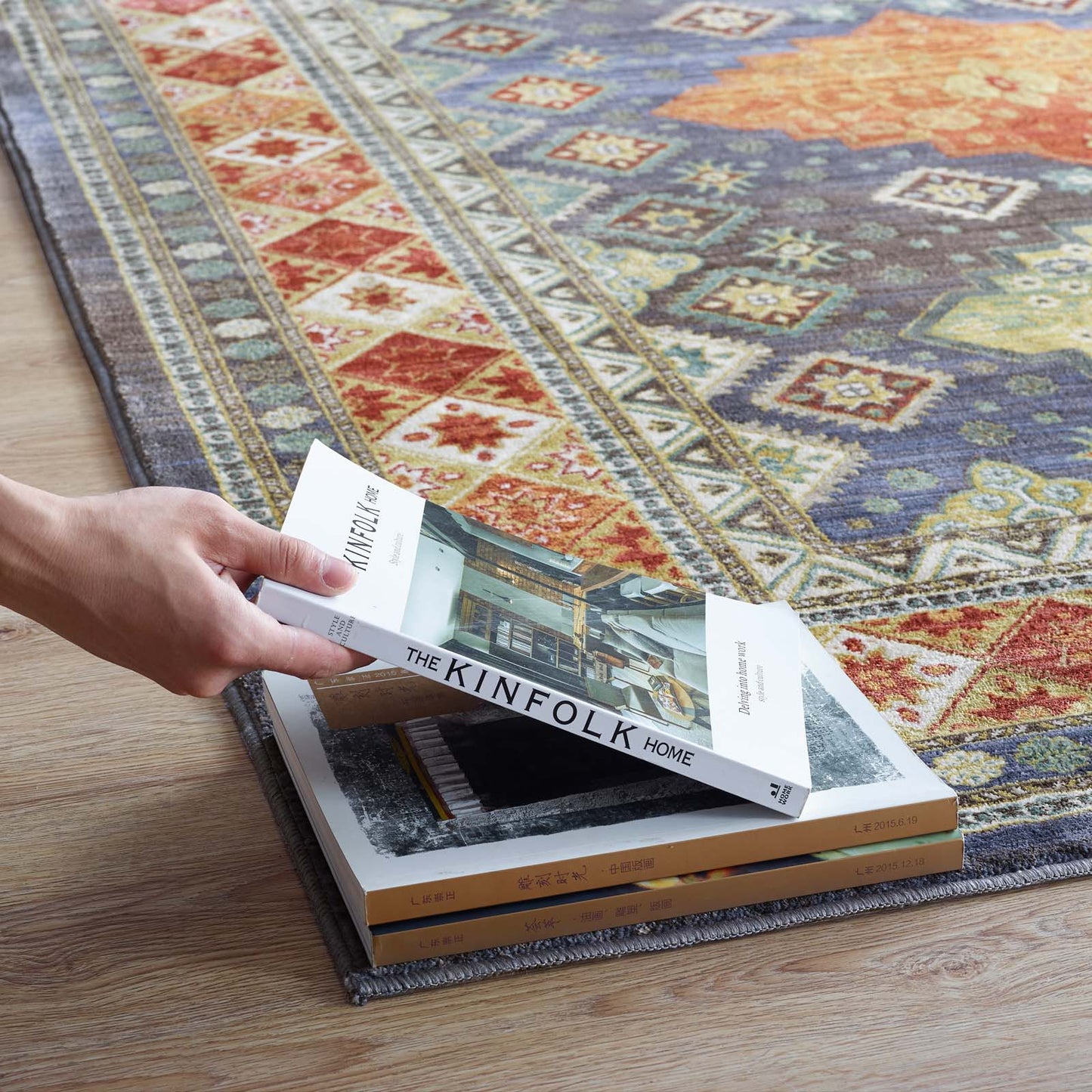 Atzi Distressed Southwestern Diamond Floral 8x10 Area Rug by Modway