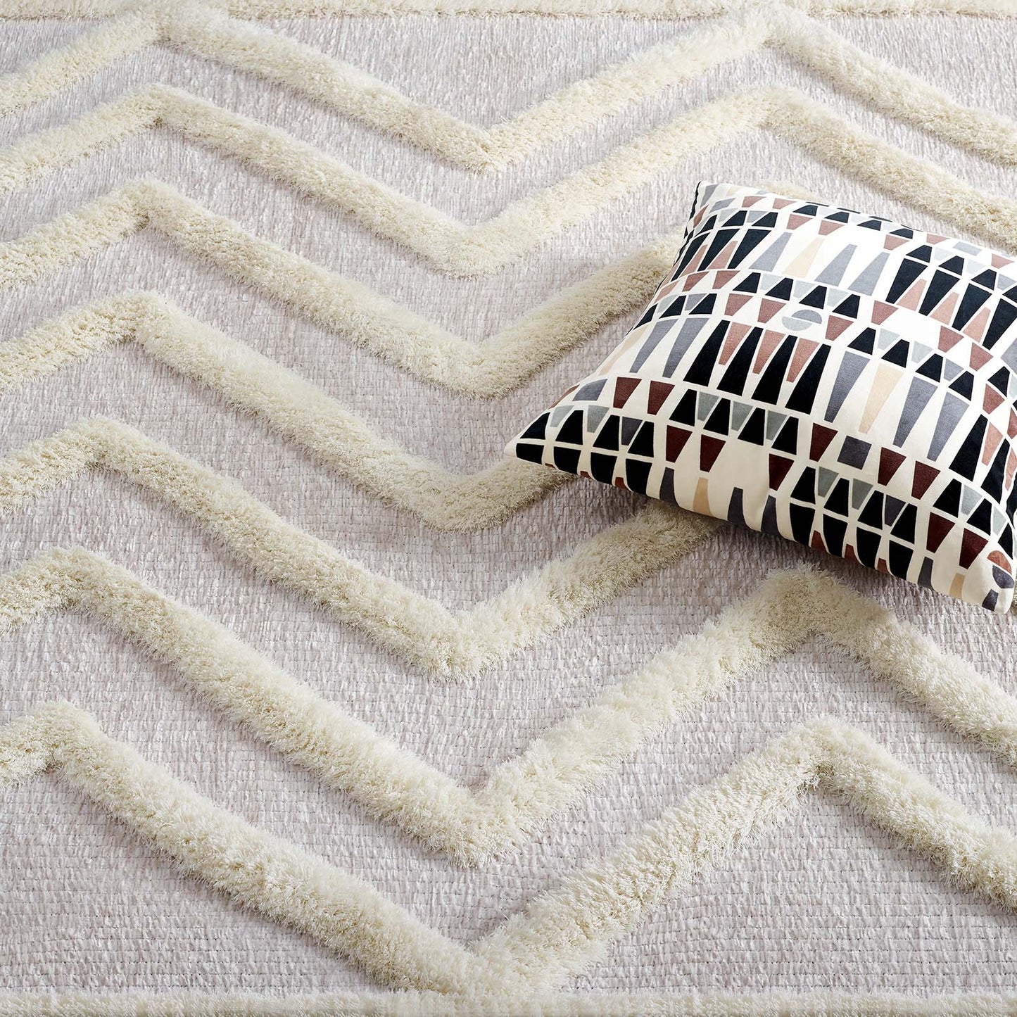 Whimsical Pathway Abstract Chevron Shag 5x8 Area Rug by Modway