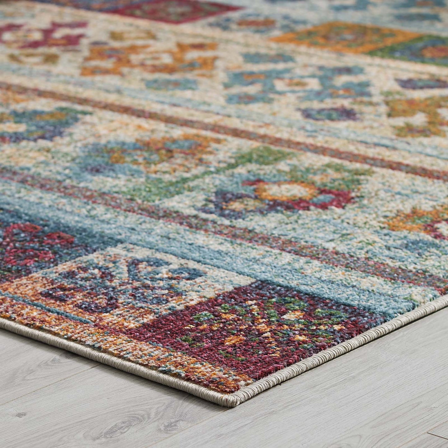 Tribute Nala Distressed Vintage Floral Lattice 5x8 Area Rug by Modway