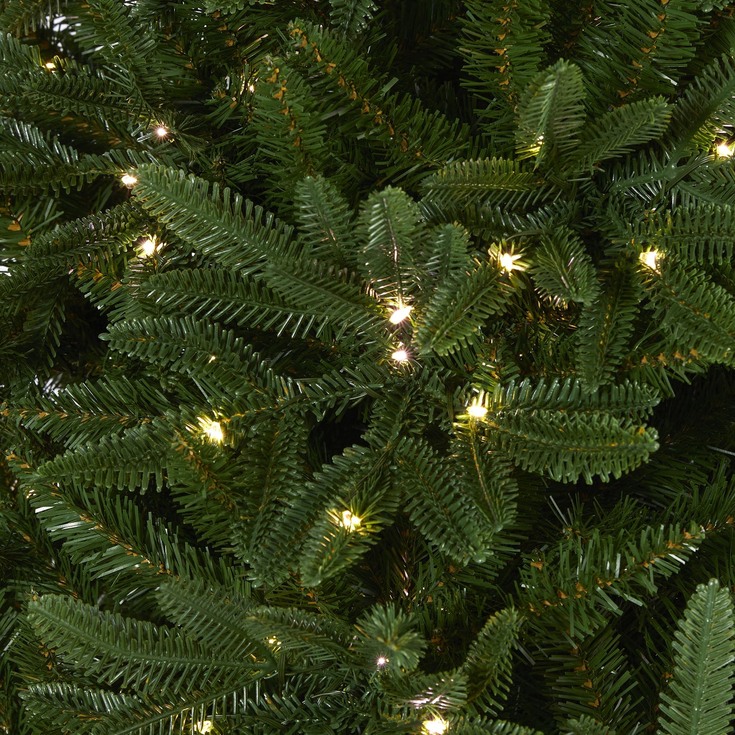 7' Oregon Spruce Artificial Christmas Tree w/ 850 Warm White Microdot LED Lights