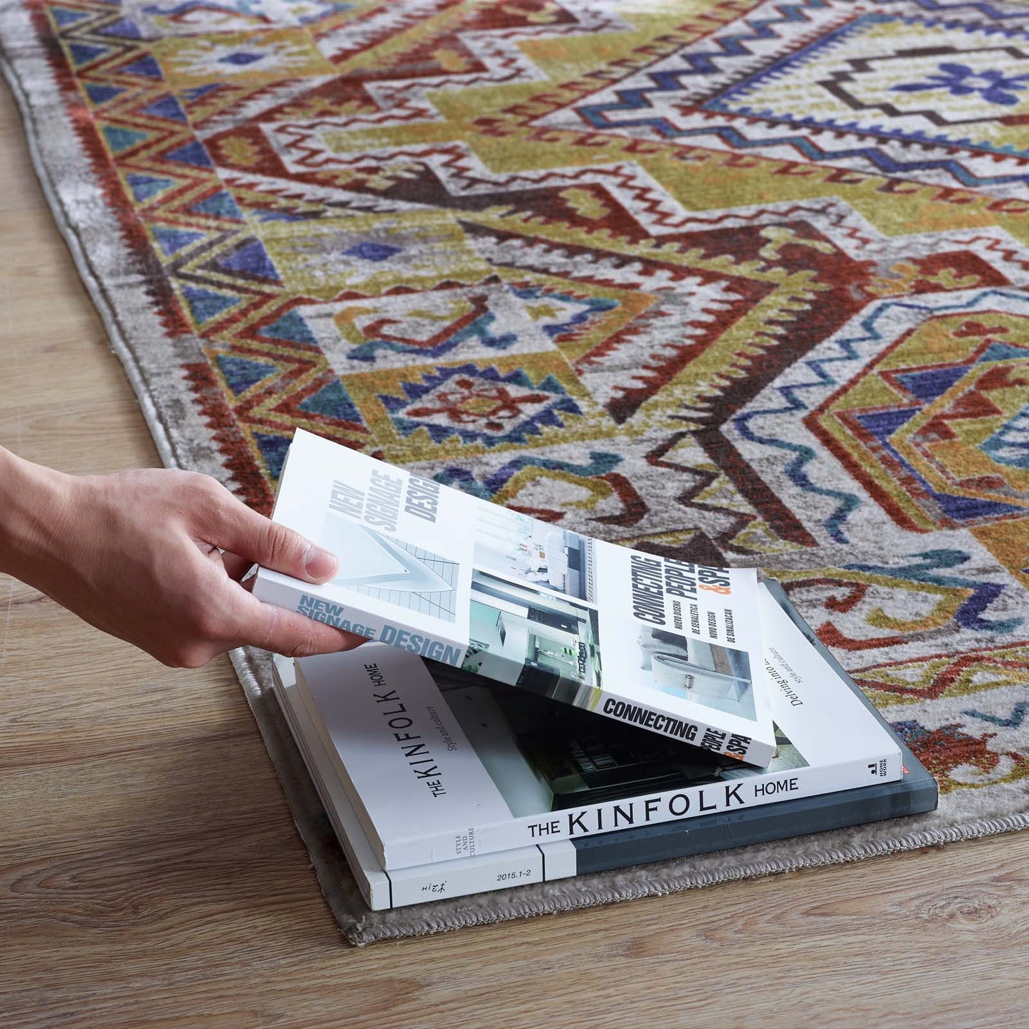Florita Distressed Southwestern Aztec 5x8 Area Rug by Modway