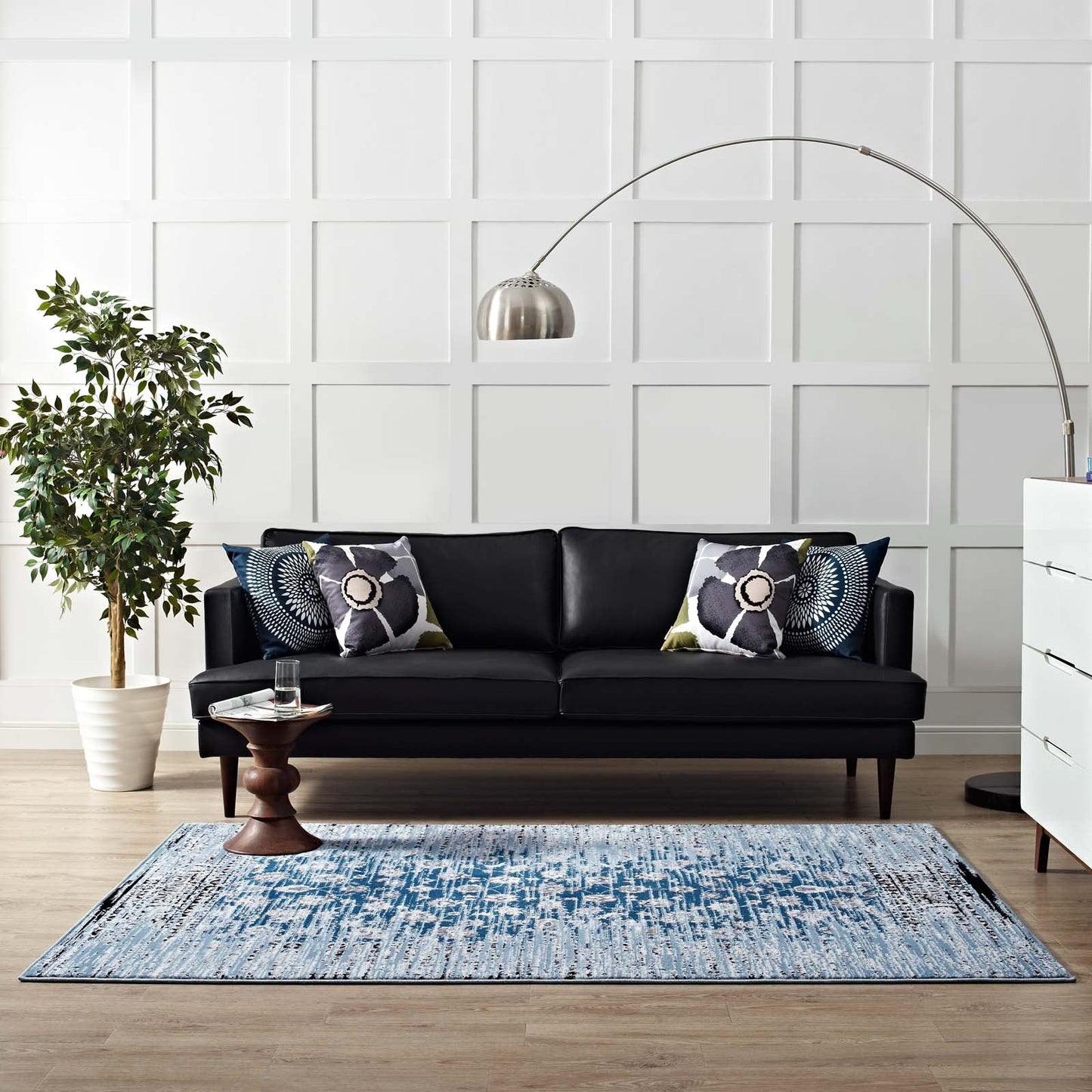 Chiara Distressed Floral Lattice Contemporary 8x10 Area Rug by Modway