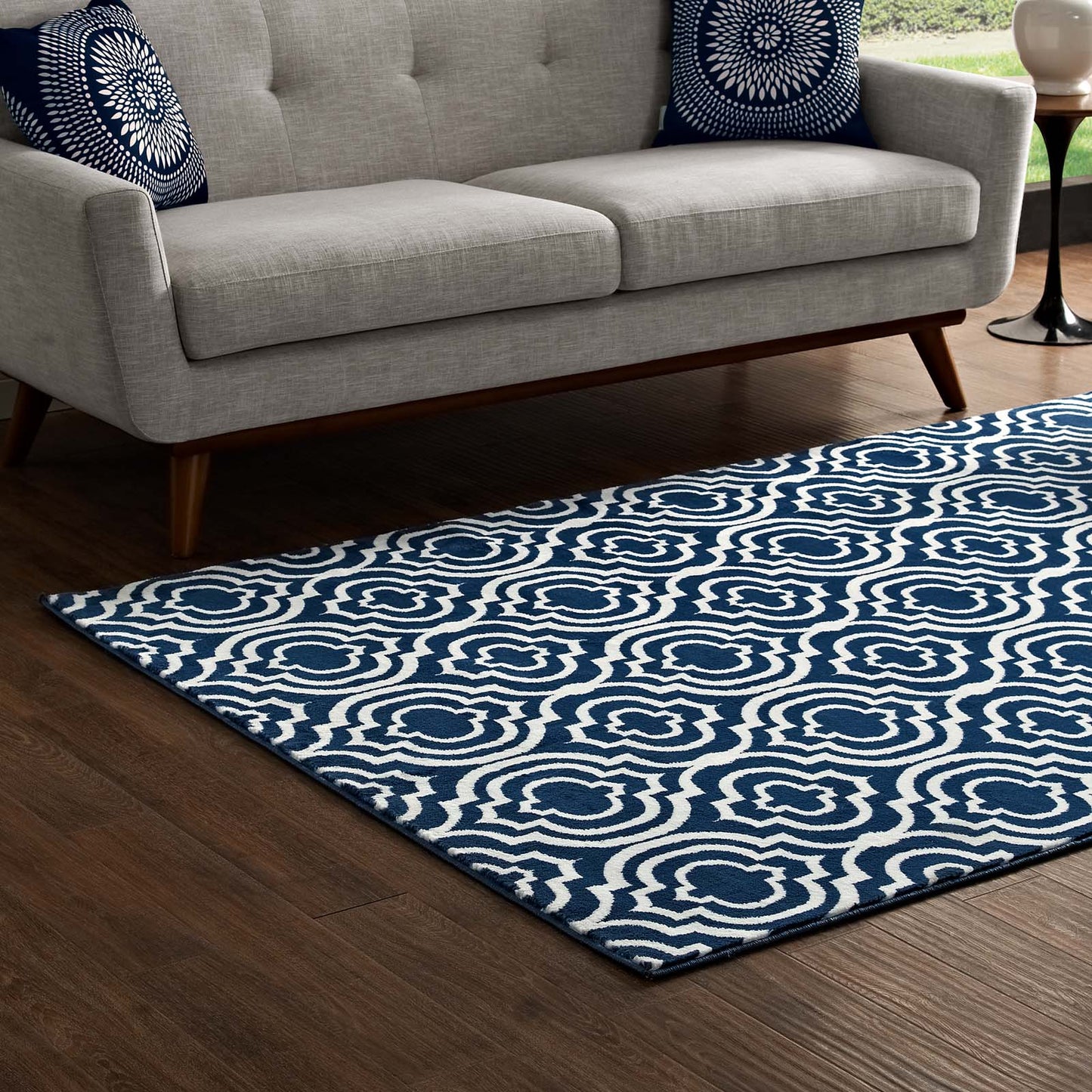 Frame Transitional Moroccan Trellis 8x10 Area Rug by Modway
