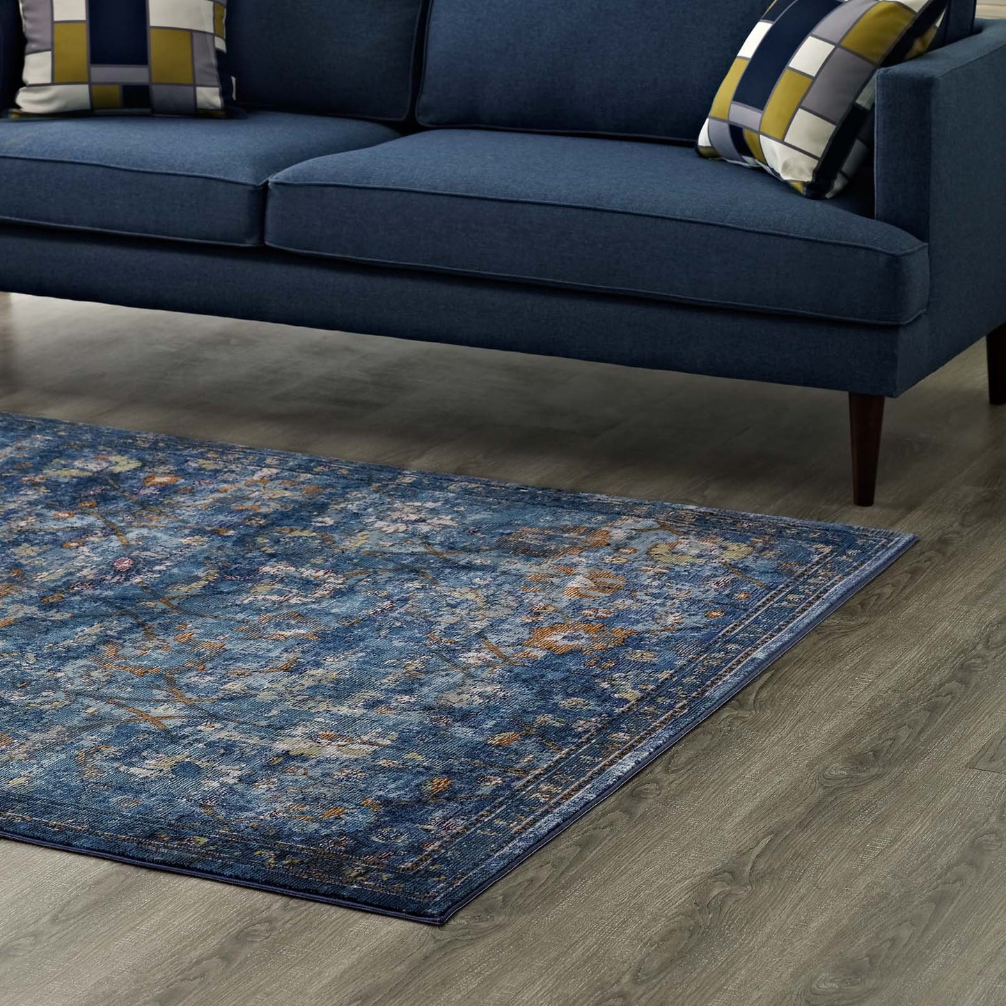 Minu Distressed Floral Lattice 4x6 Area Rug by Modway