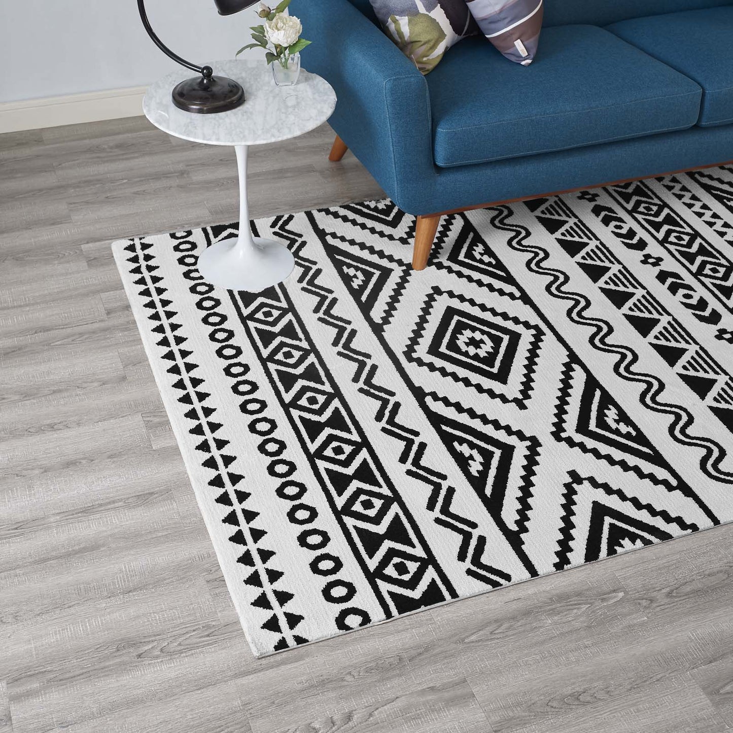 Haku Geometric Moroccan Tribal 5x8 Area Rug by Modway
