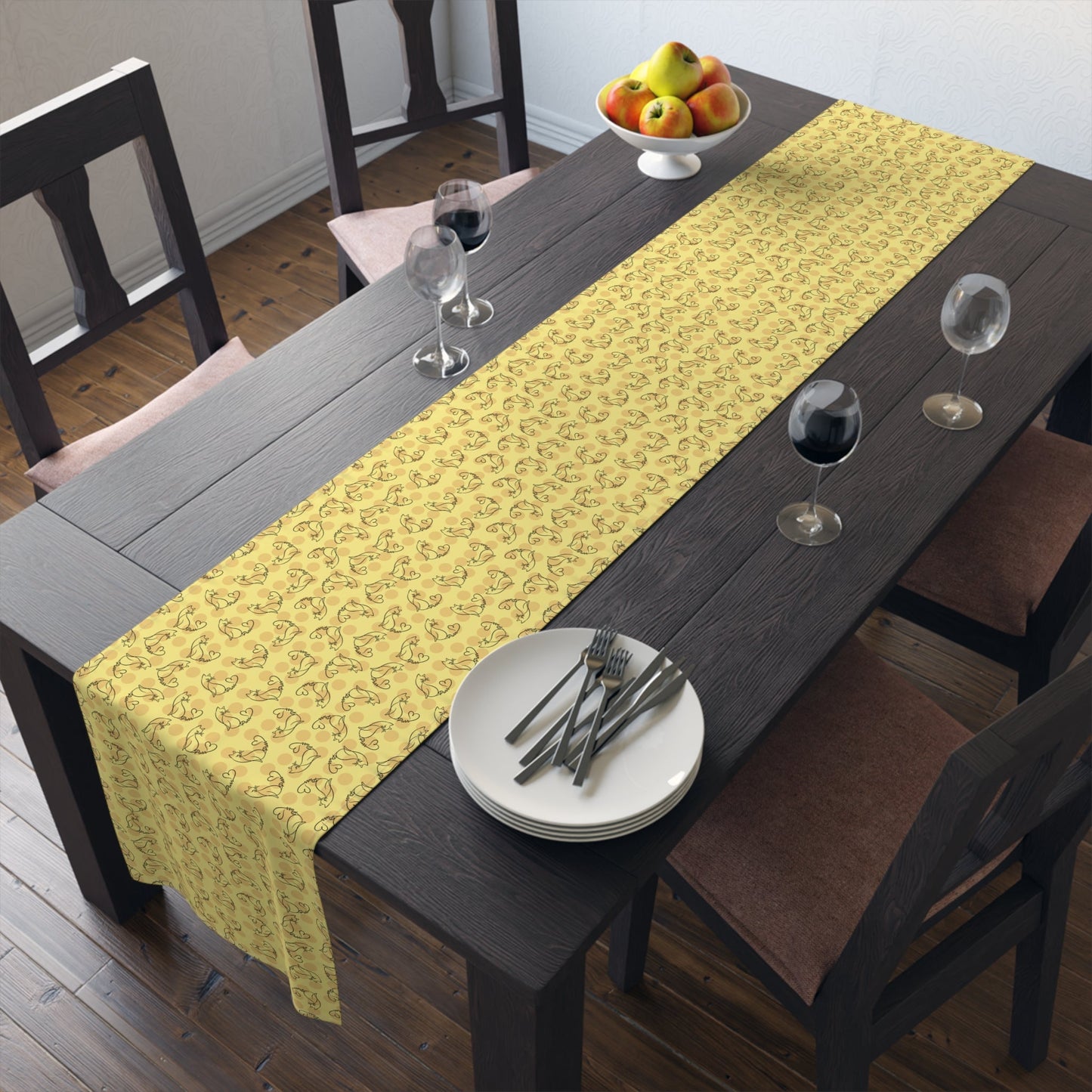 Golden Purr Cat Table Runner – Minimalist Line Art Polka Dot Design