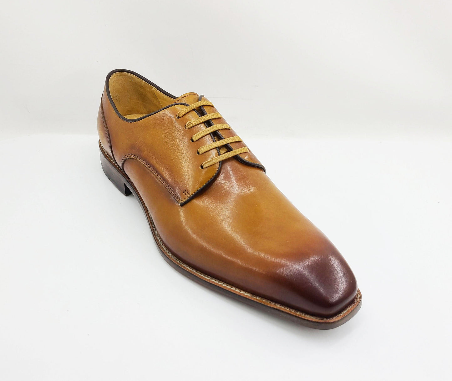 Carrucci Derby Calfskin - Cognac