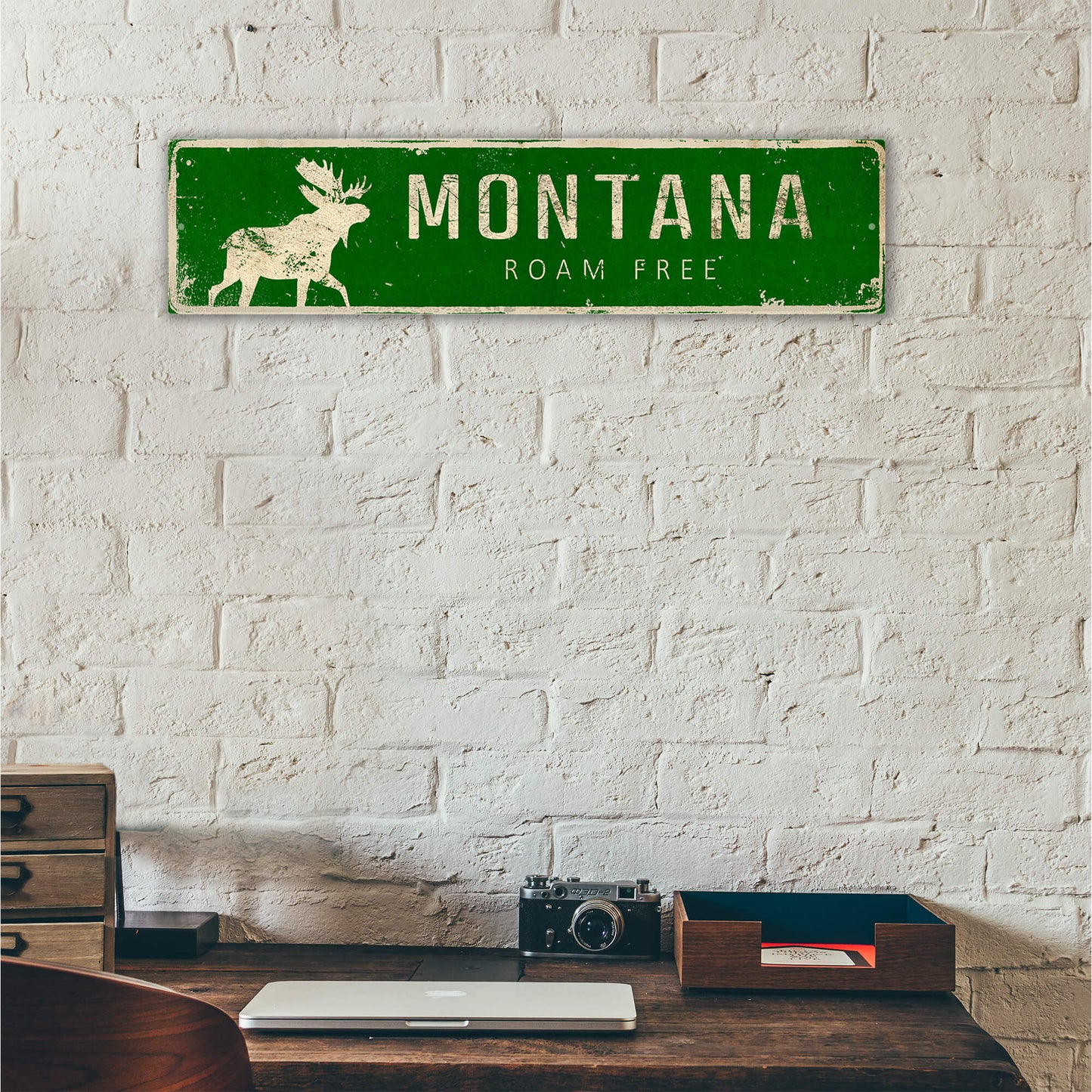 Landmark Moose Custom Signs: Green 2 - Wall Decor