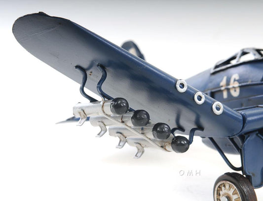1944 F4U Corsair 1:31
