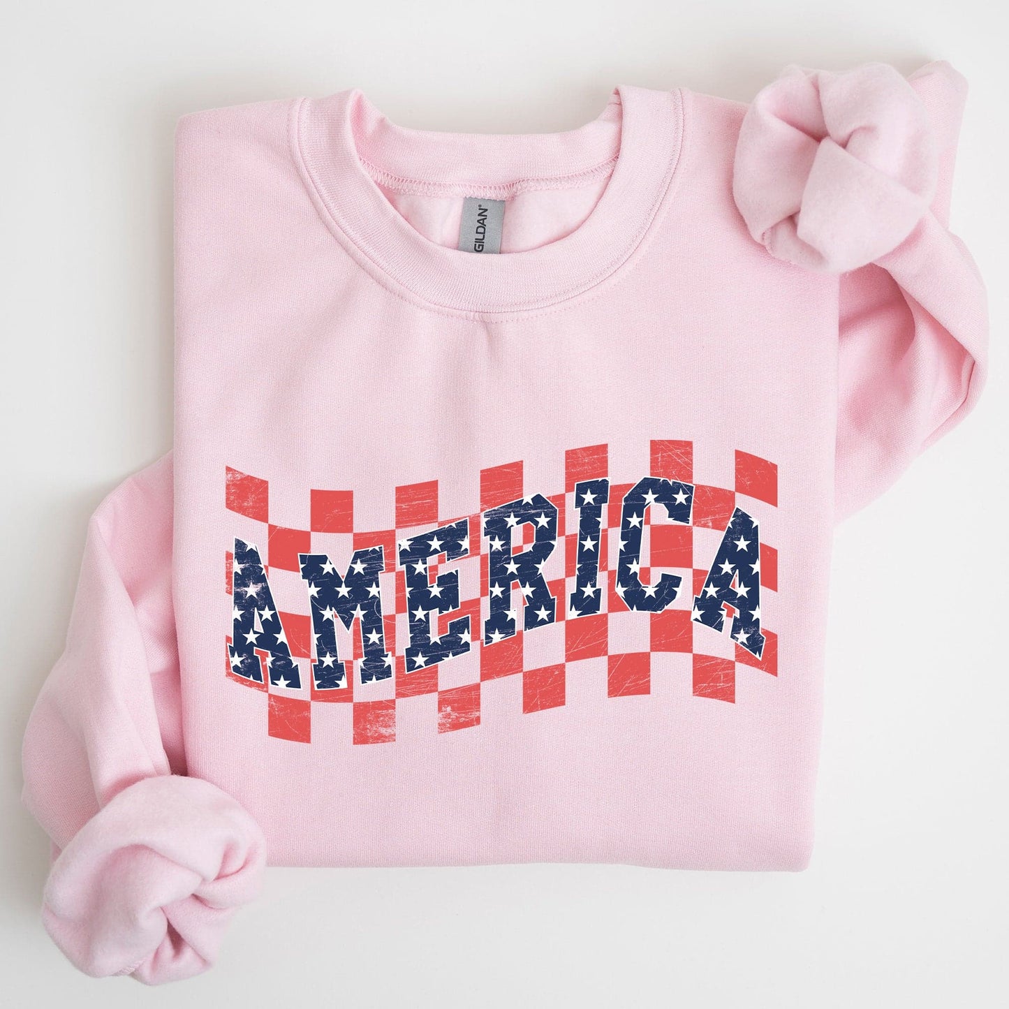 America Retro Patriotic USA Checkered Vintage Americana Flag Inspired Sweatshirt