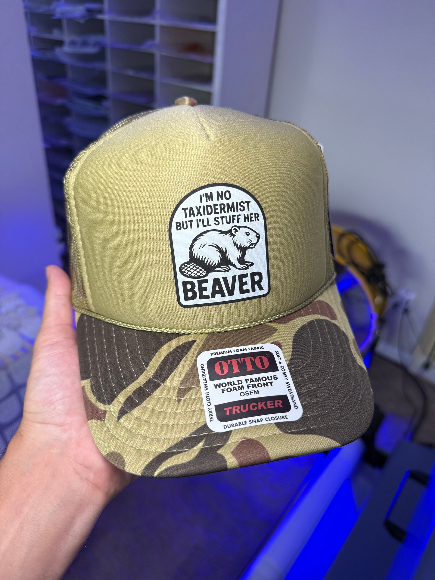 I'm No Taxidermist But I'll Stuff Her Beaver Camouflage Foam Snapback Trucker Hat for Men