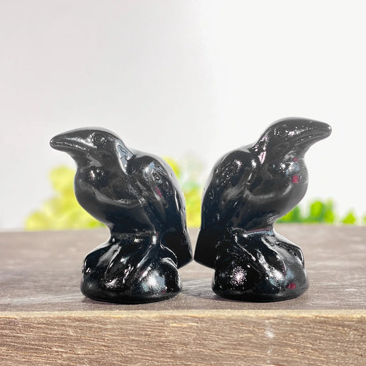 Obsidian Raven Statue