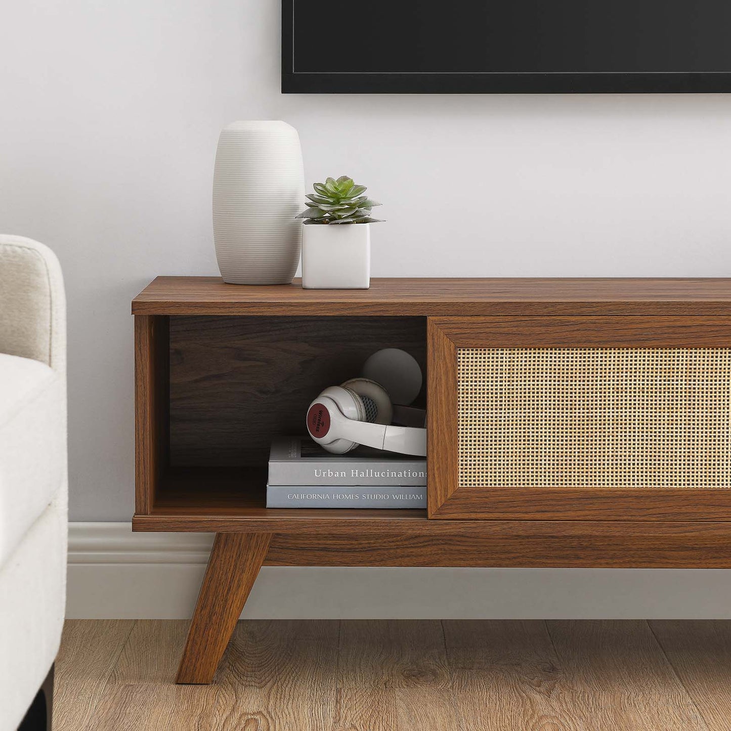 Soma 47" TV Stand by Modway