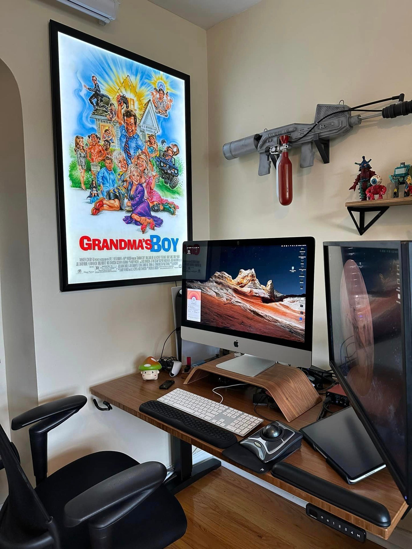 3-PACK Glowbox "World Famous" LED Poster Frames