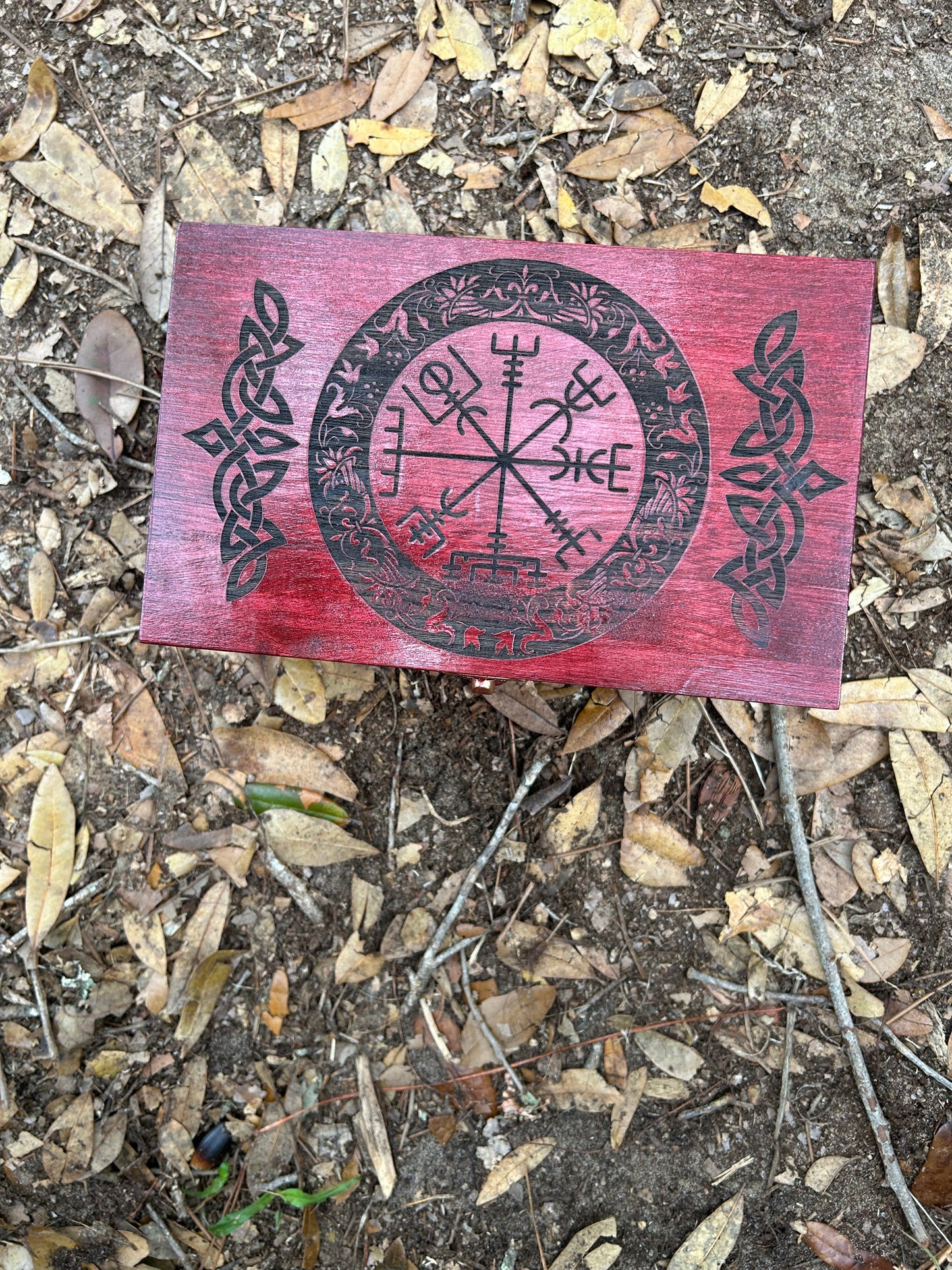 Vegvisir Box