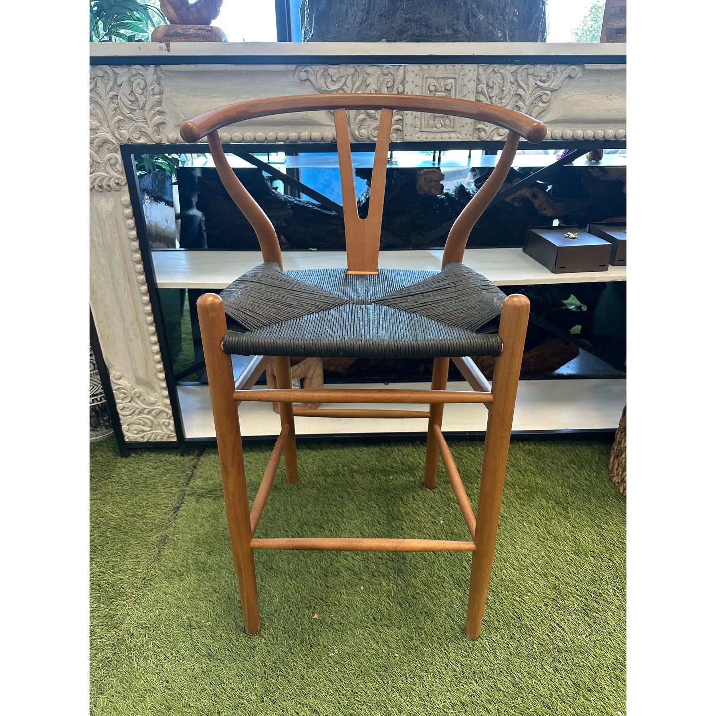 Wishbone Island Counter Stool