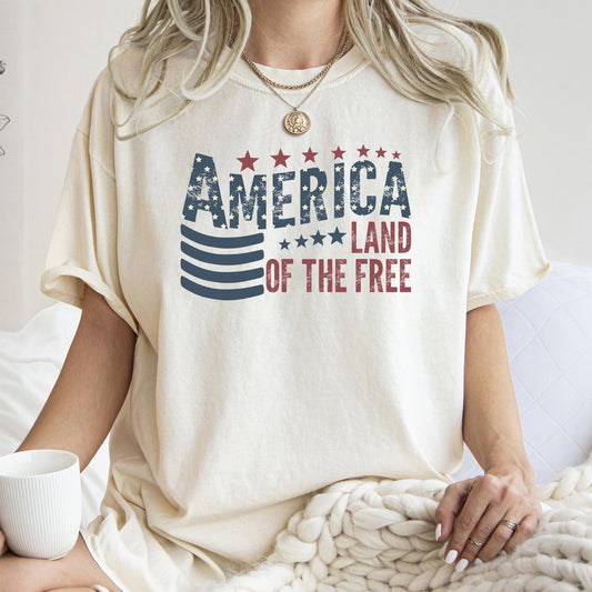 America Flag Americana Land Of The Free Patriotic USA Vintage Distressed Pride Comfort Colors Tee