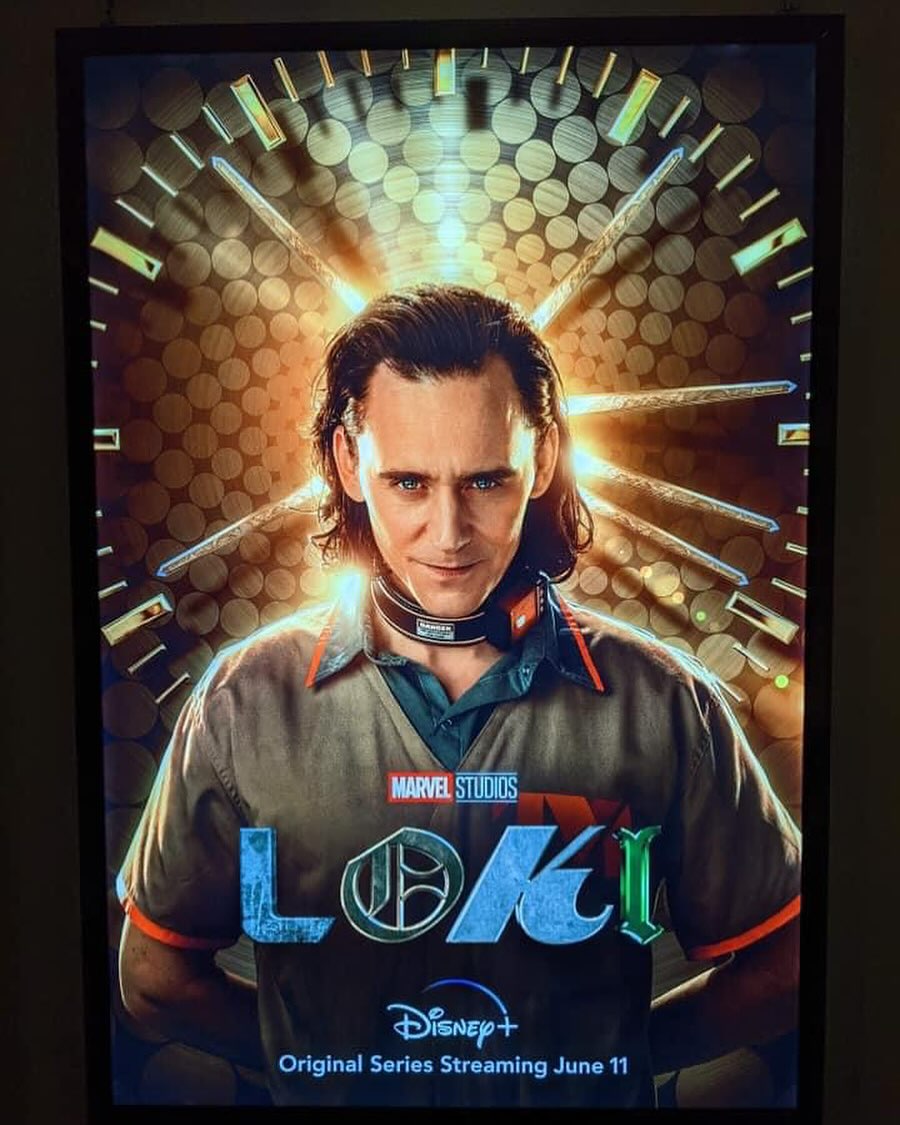 3-PACK Glowbox "World Famous" LED Poster Frames