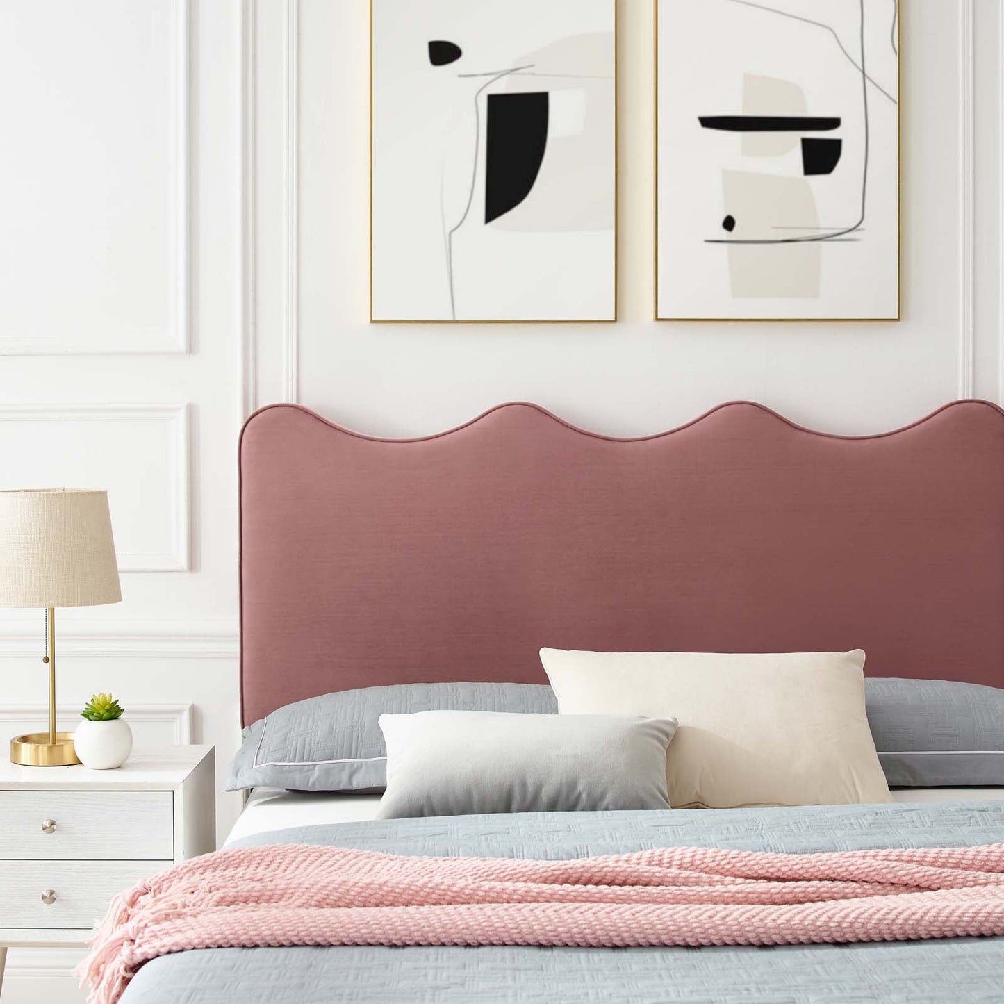 Current Performance Velvet Twin Platform Bed by Modway