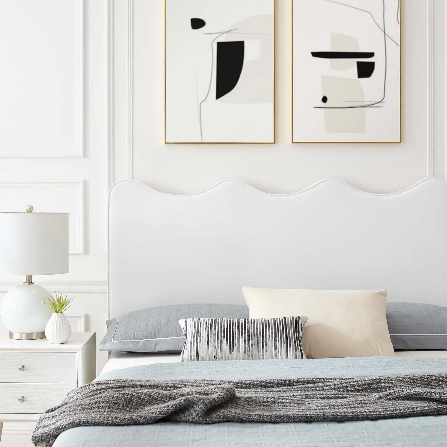 Current Performance Velvet Twin Platform Bed by Modway