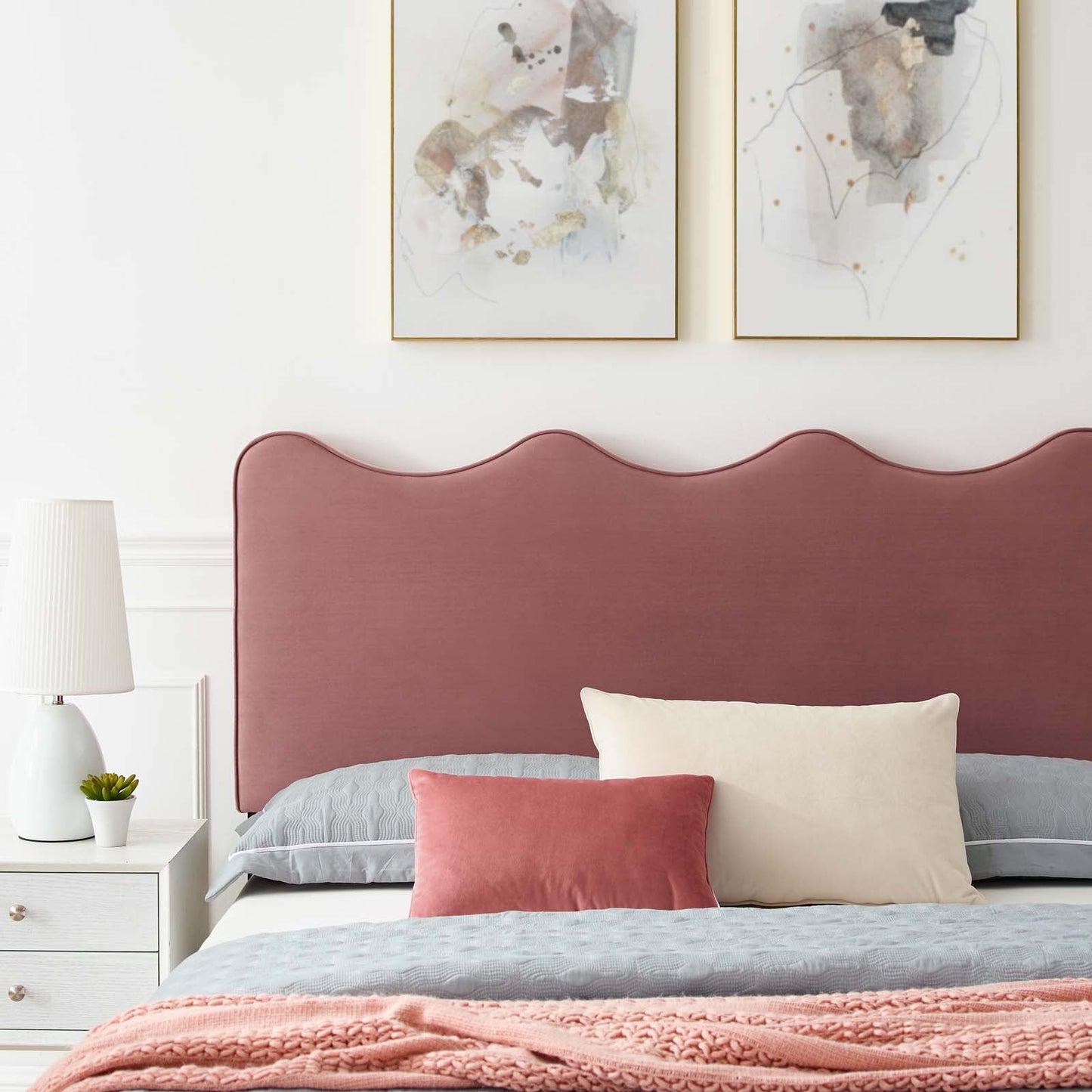 Current Performance Velvet Queen Platform Bed by Modway