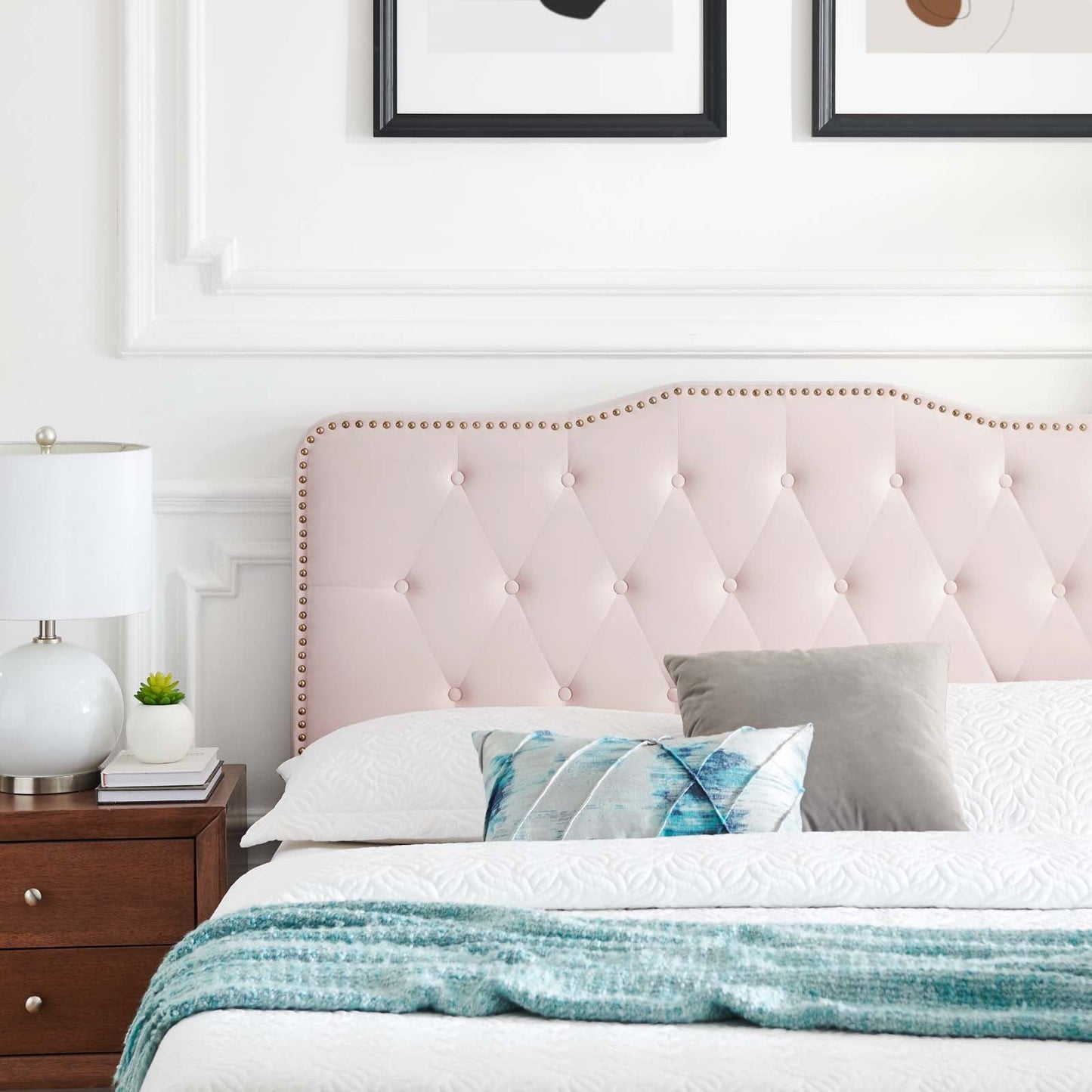 Amber Performance Velvet Twin Platform Bed by Modway