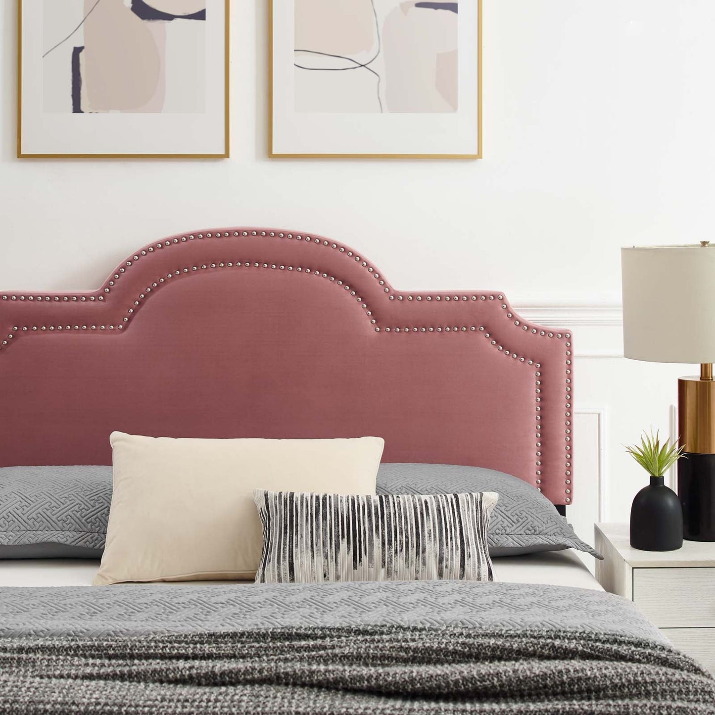 Aviana Performance Velvet King Bed by Modway
