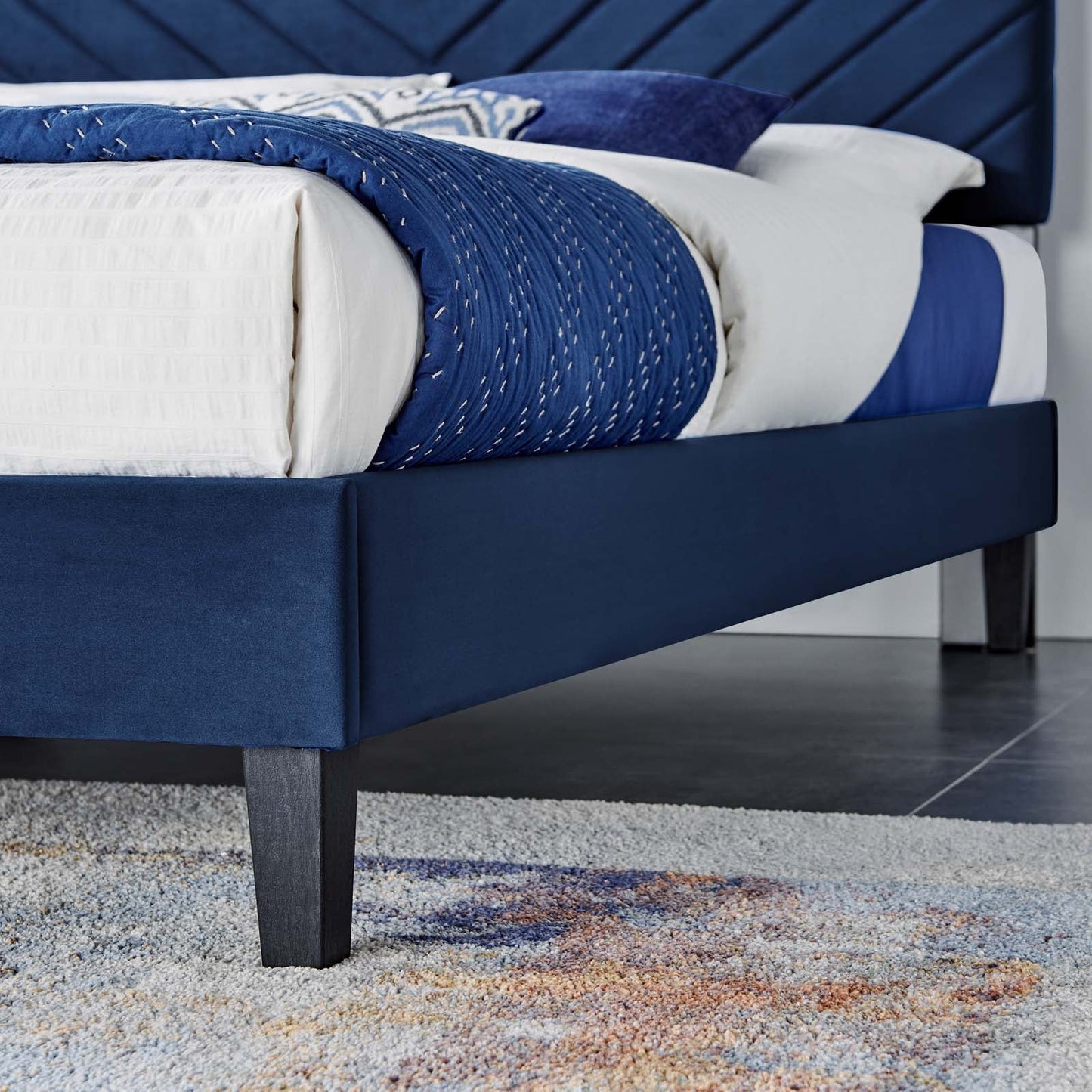 Roxanne Performance Velvet Full Platform Bed by Modway
