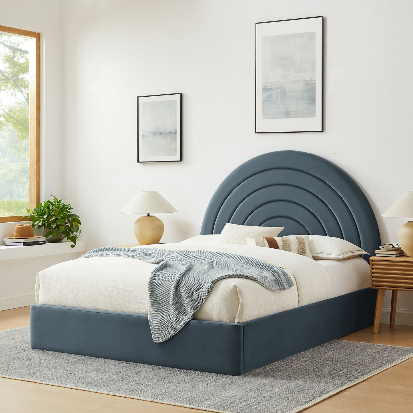 Solana Arched Performance Velvet Queen Platform Bed by Modway
