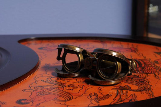 Folding Binocular in wood box