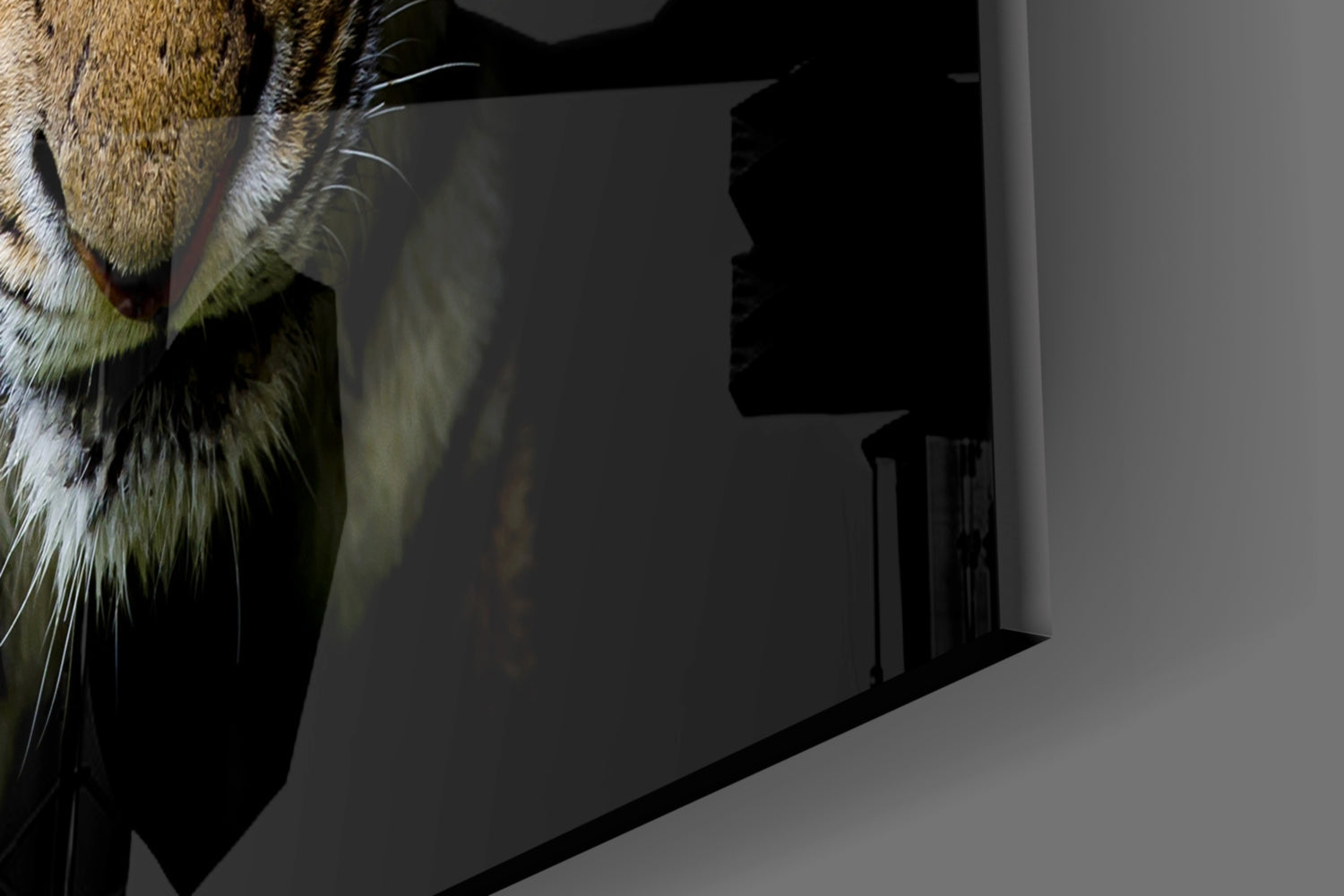 Tiger Glass Wall Art